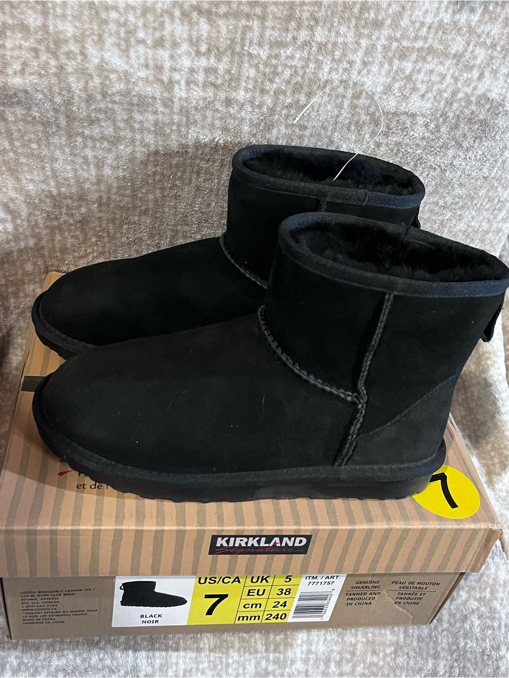 Kirkland Signature Women's Black Suede Genuine Shearling Boots